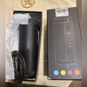 Manten Eeil MBPS01 Portable Bluetooth Speaker IPX5 Waterproof, LED, TF Card, FM